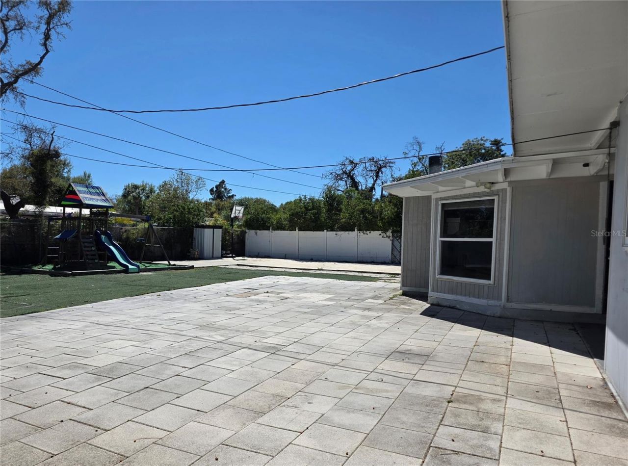 622 Myrtle Way S, Saint Petersburg, FL 33703 Photo