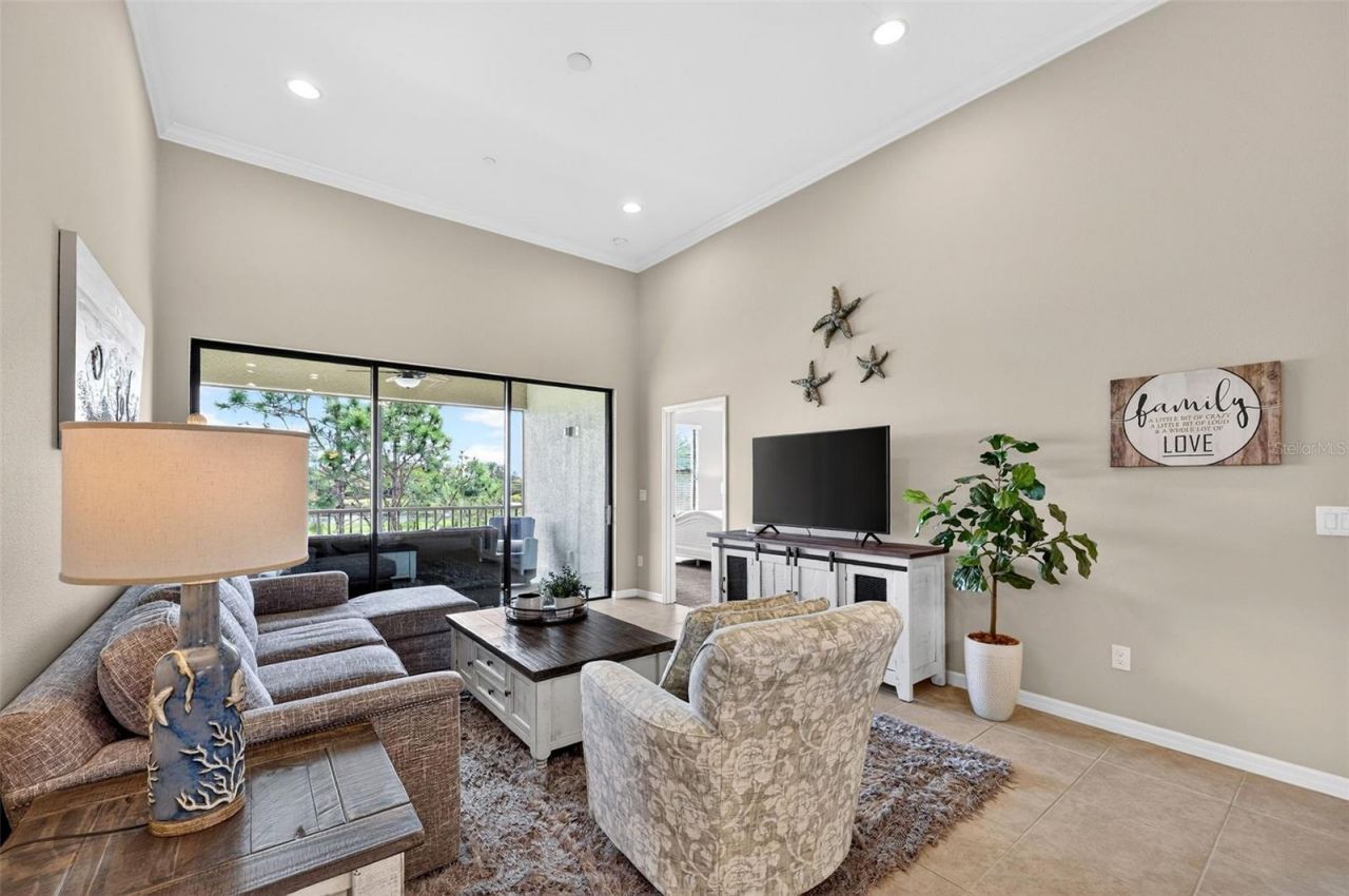 12660 Sorrento Way, Unit 204, Bradenton, FL 34211 Photo