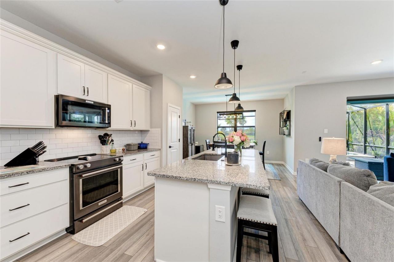 16314 Pine Mist Drive, Bradenton, FL 34211 Photo