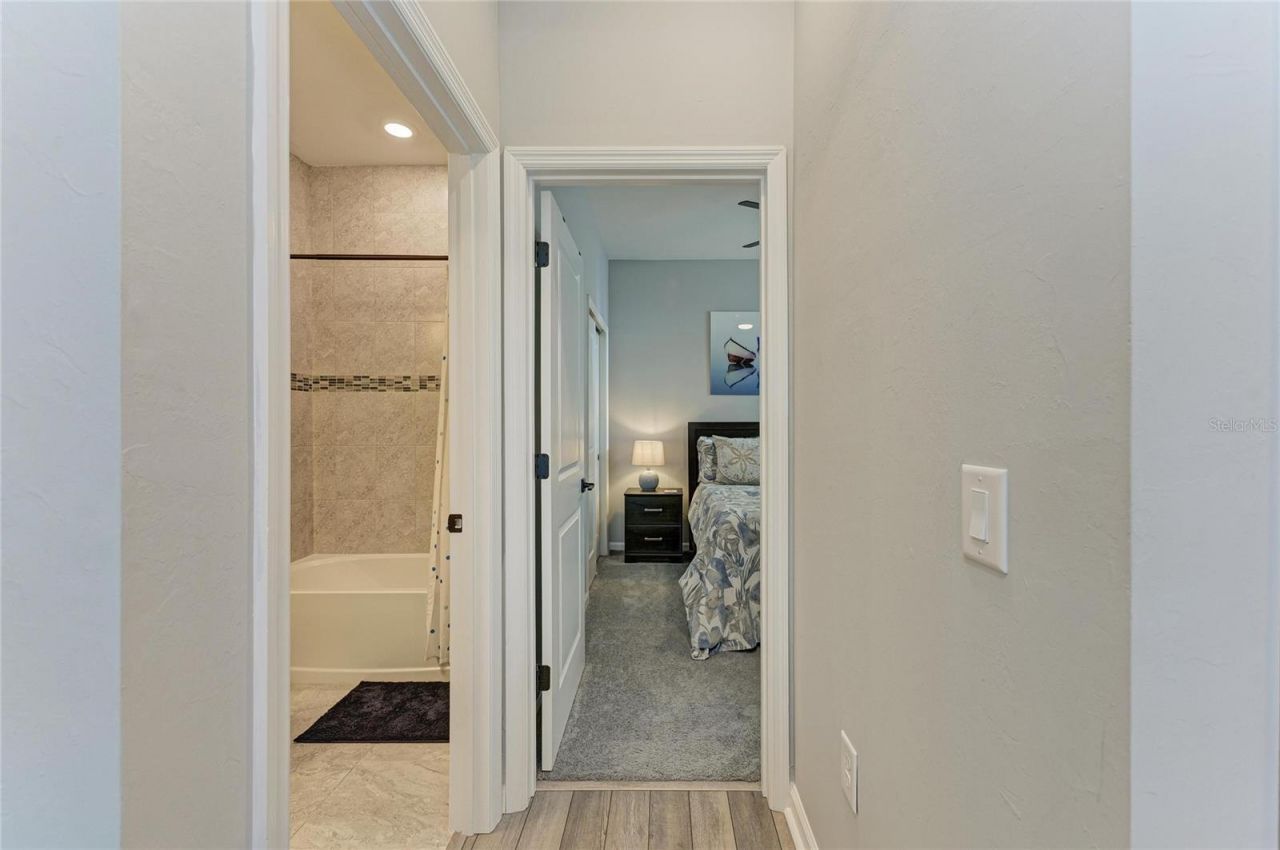 16314 Pine Mist Drive, Bradenton, FL 34211 Photo