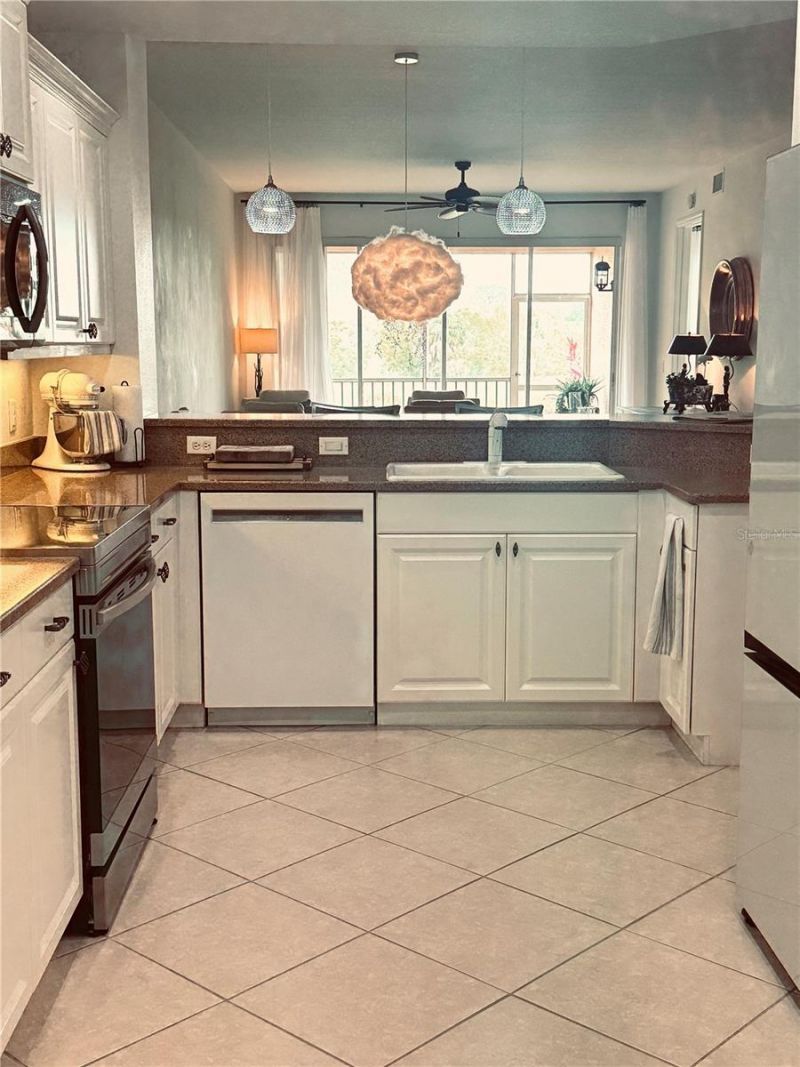 5647 Key Largo Court, Unit C-07, Bradenton, FL 34203 Photo