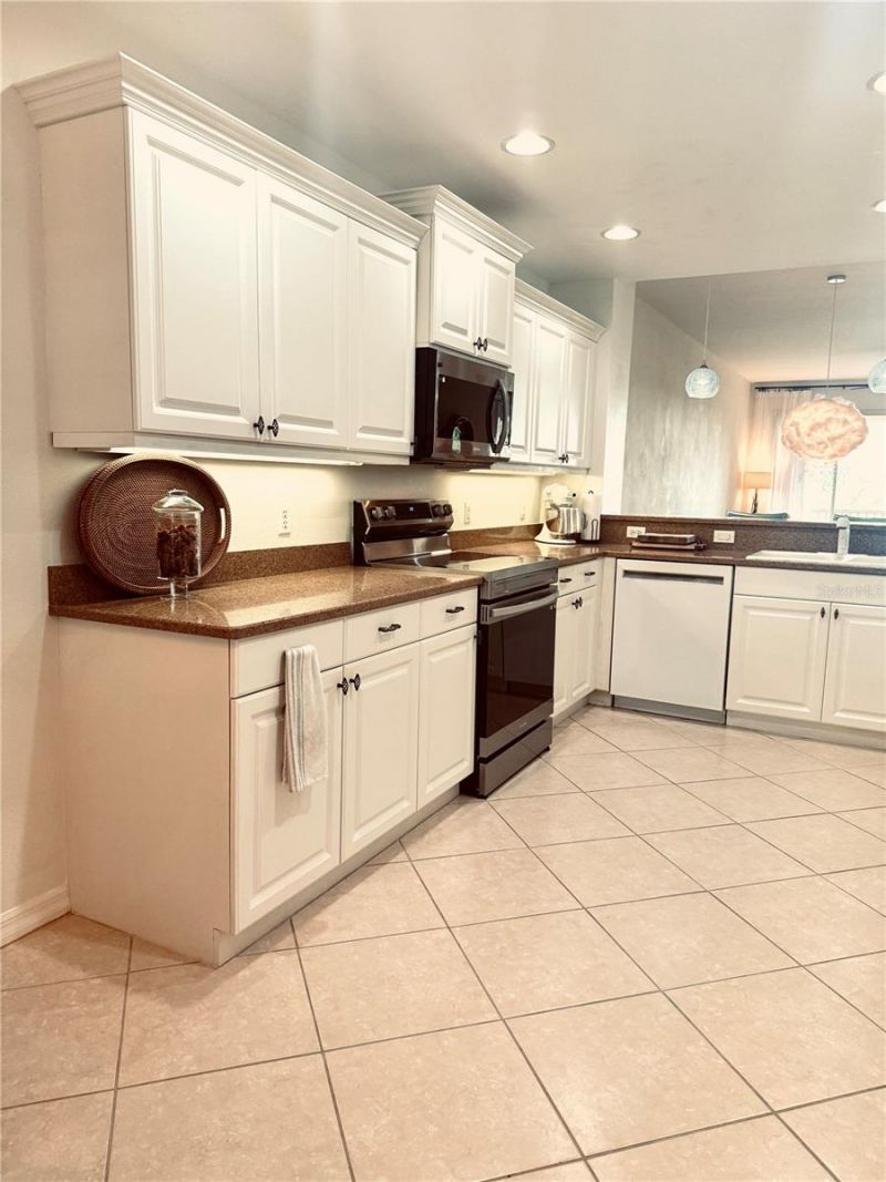 5647 Key Largo Court, Unit C-07, Bradenton, FL 34203 Photo