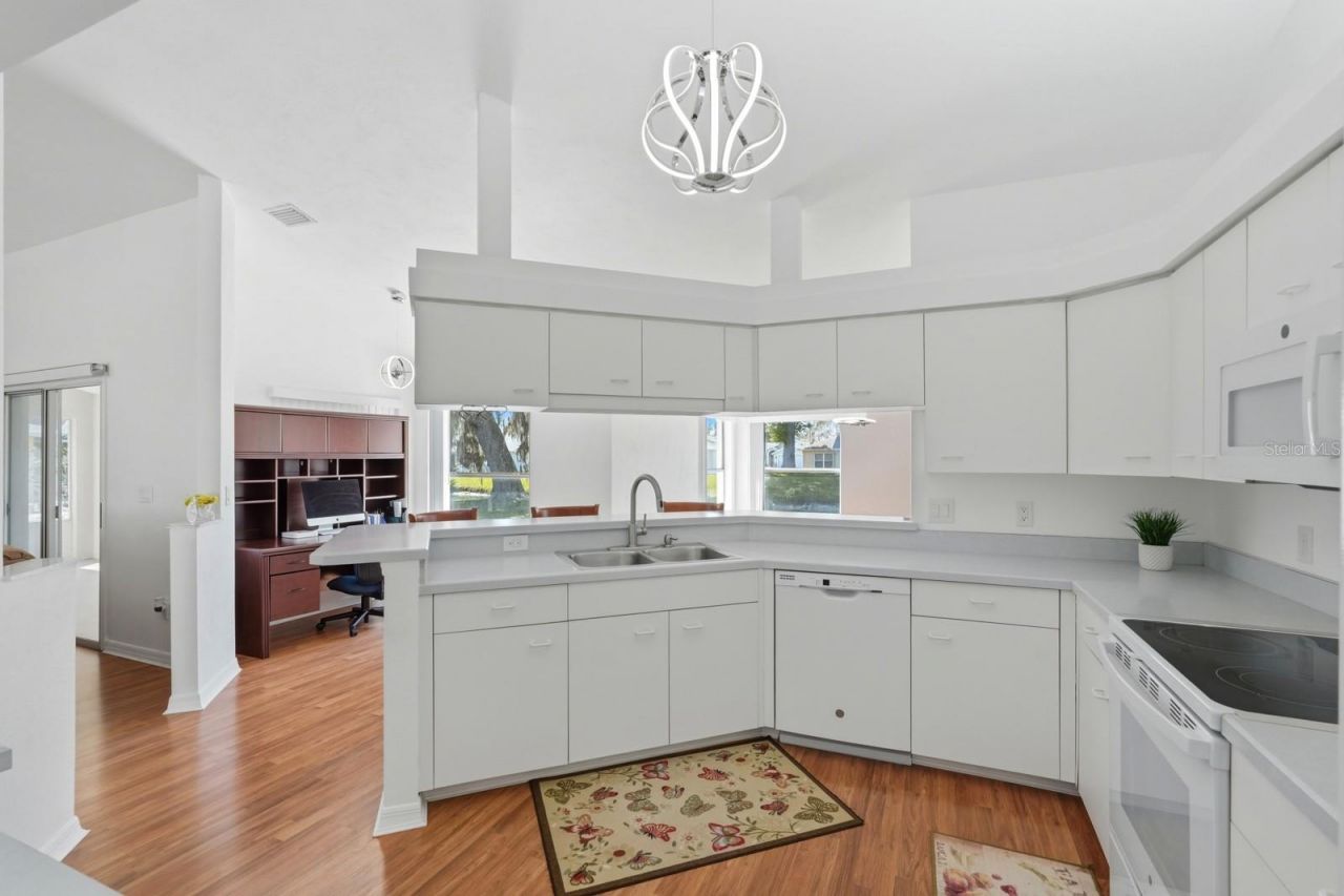 23 Old Sunbeam Drive, South Daytona, FL 32119 Photo