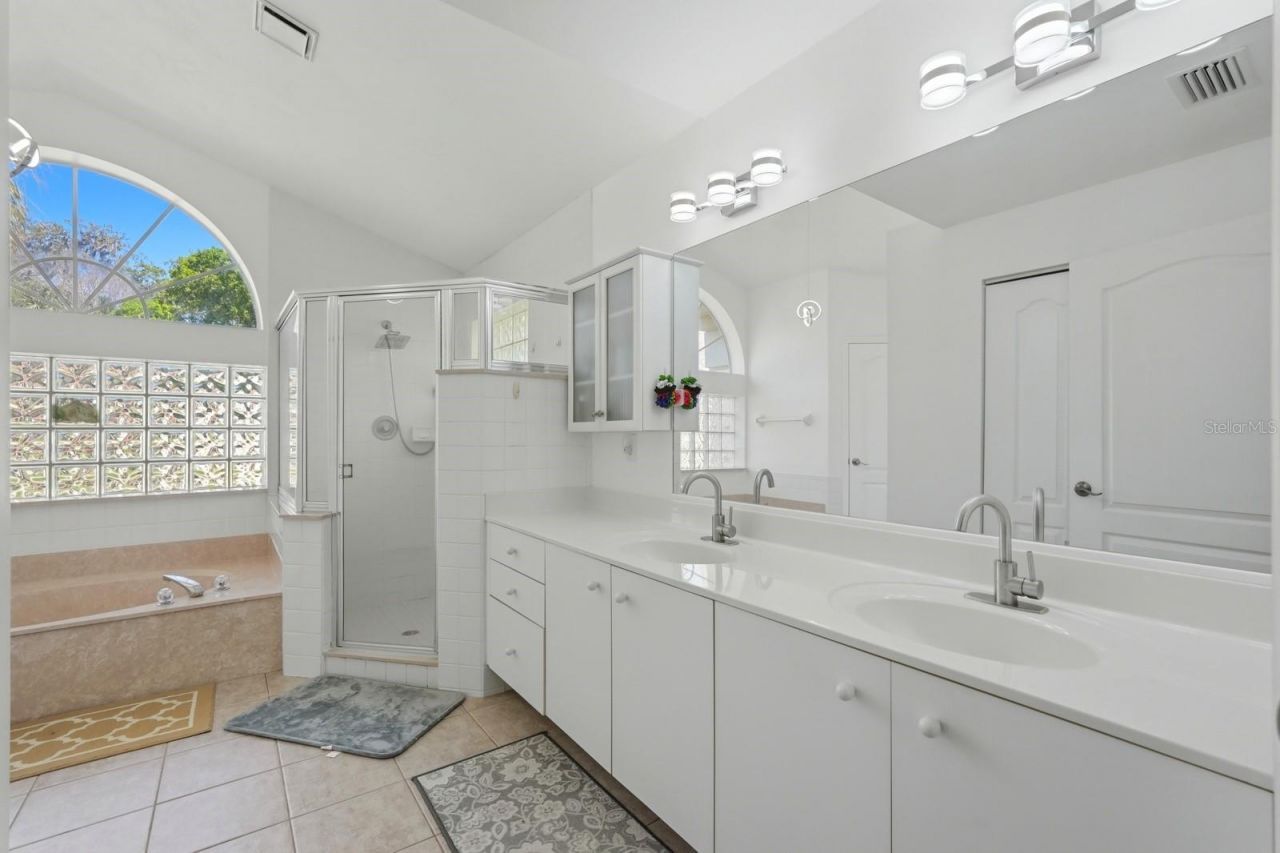 23 Old Sunbeam Drive, South Daytona, FL 32119 Photo