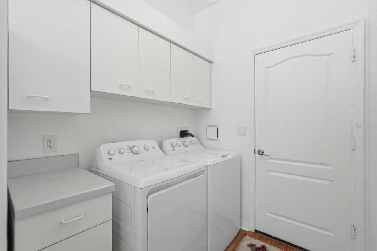 23 Old Sunbeam Drive, South Daytona, FL 32119 Photo