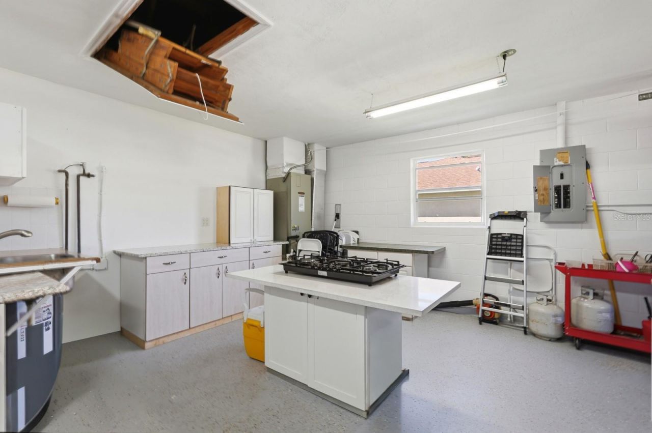 23 Old Sunbeam Drive, South Daytona, FL 32119 Photo