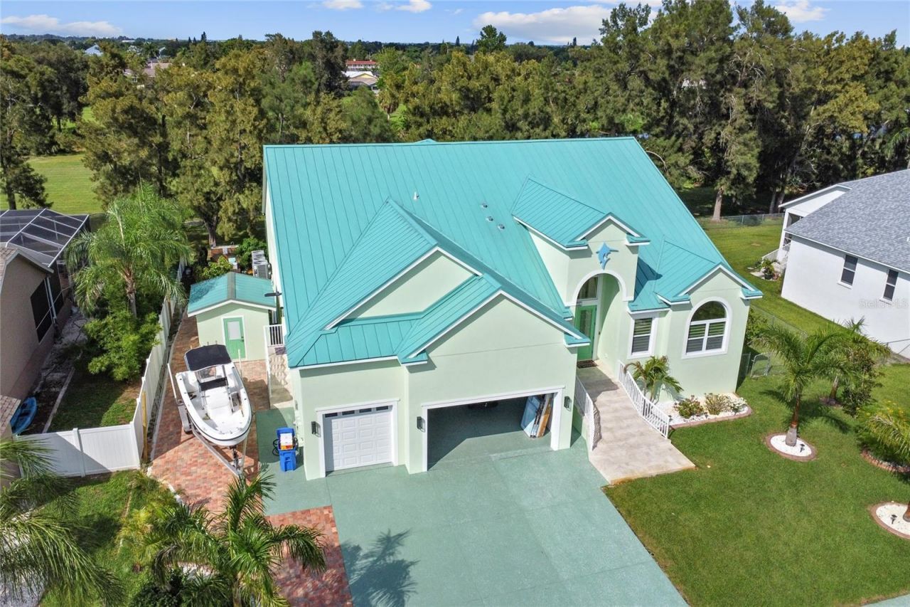 711 Eagle Lane, Apollo Beach, FL 33572 Photo