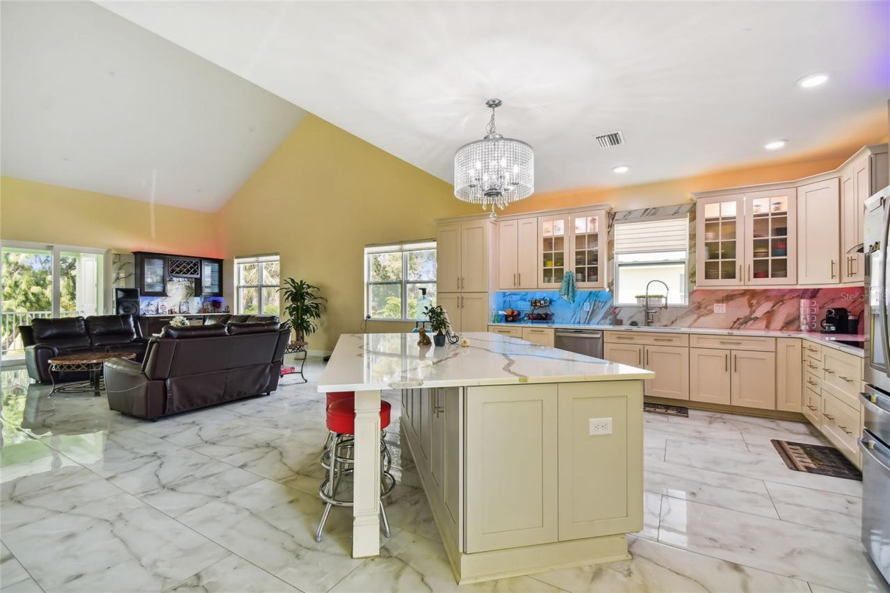 711 Eagle Lane, Apollo Beach, FL 33572 Photo