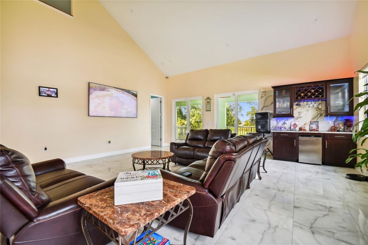 711 Eagle Lane, Apollo Beach, FL 33572 Photo