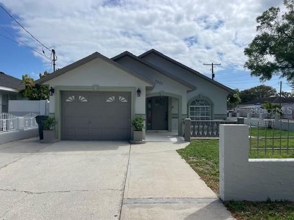 7001 N CLARK AVENUE , TAMPA, FL 33614