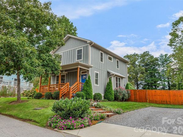 14 Davenport Road , Asheville, NC 28806
