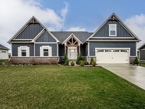 2117 W Bedrock Lane, Greenfield, IN 46140