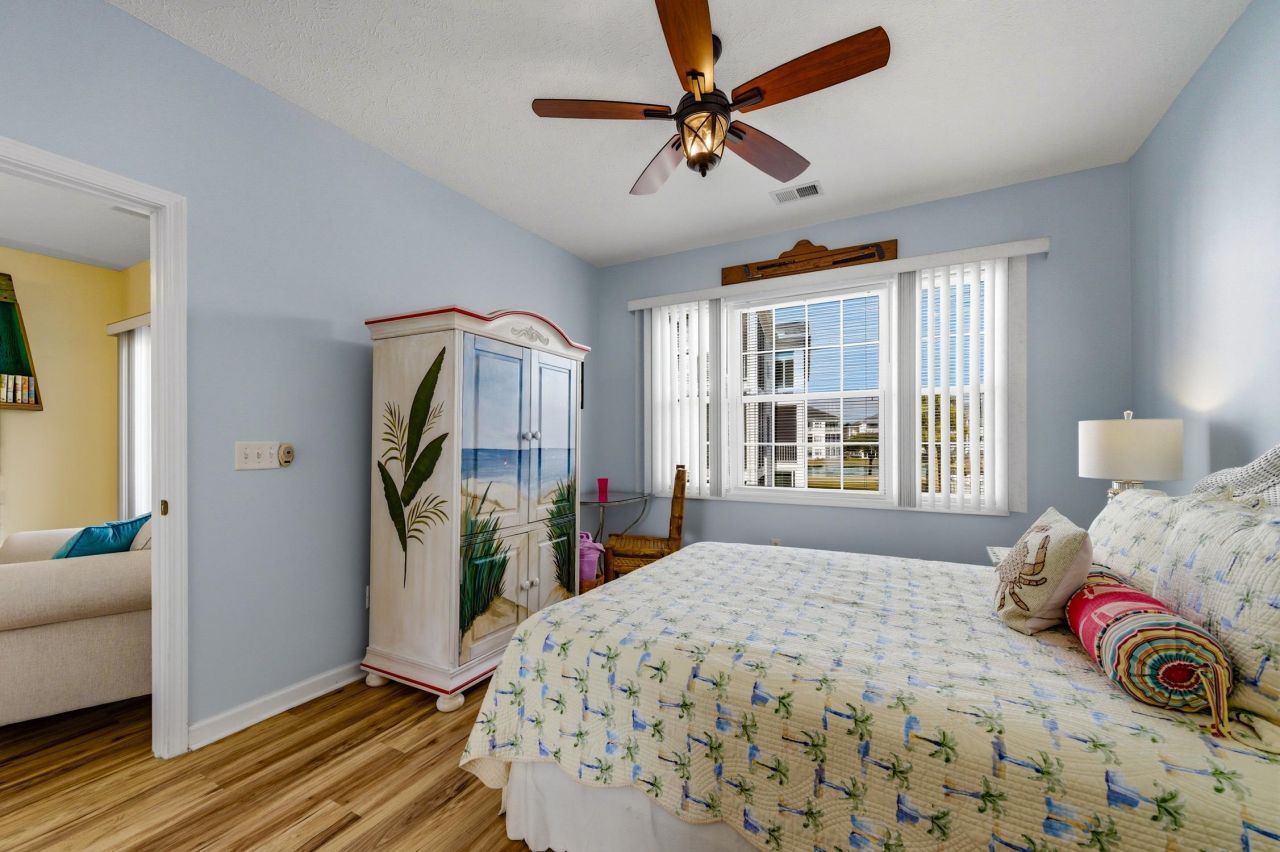 901 West Port Dr.  Photo 15