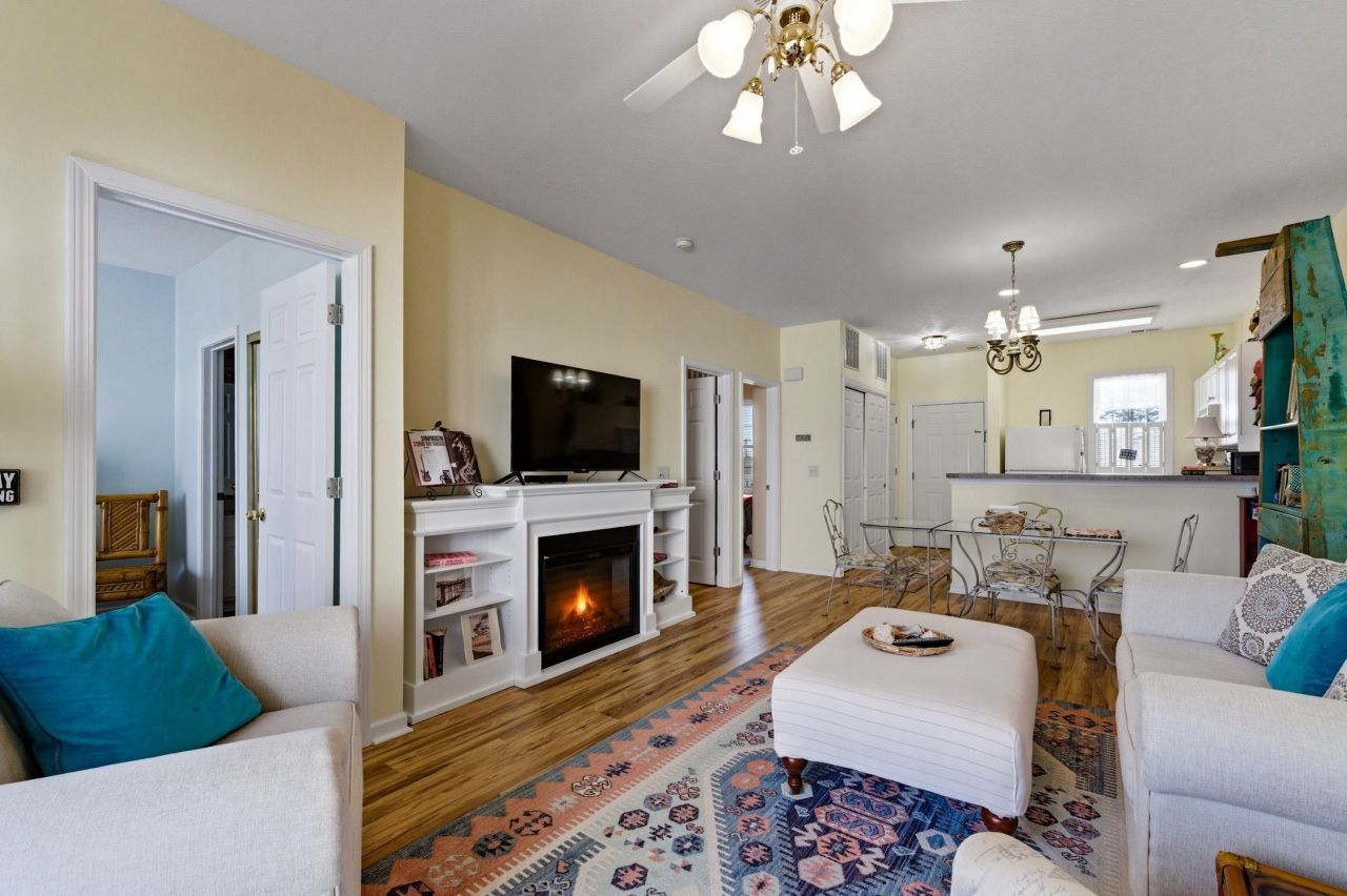 901 West Port Dr.  Photo 9