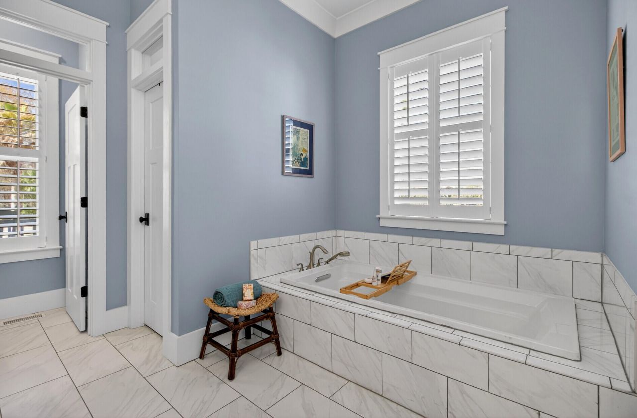 1748 W Canning Drive Photo 22