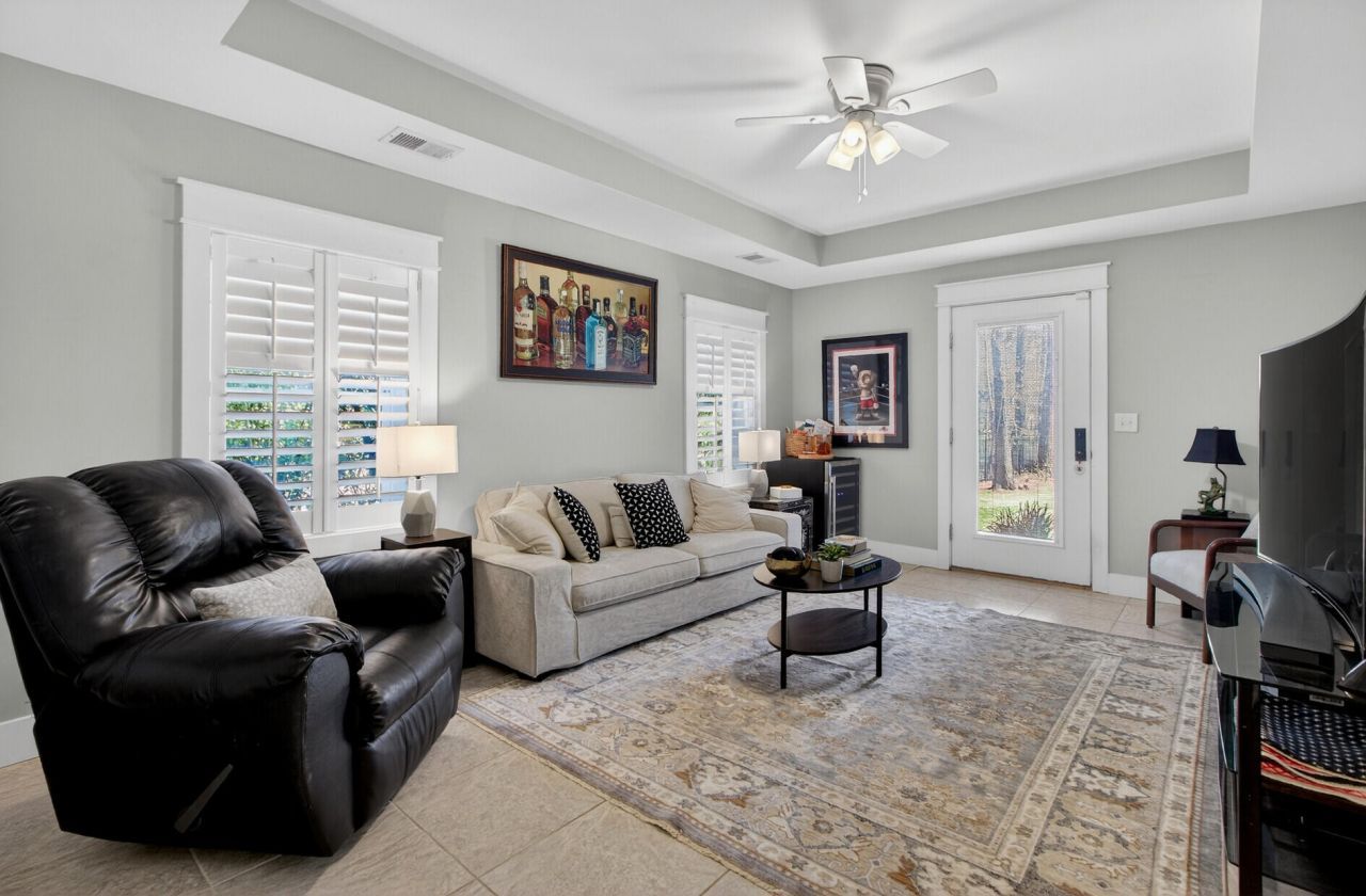 1748 W Canning Drive Photo 37