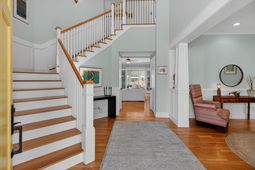 1748 W Canning Drive photo 4