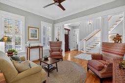 1748 W Canning Drive photo 4