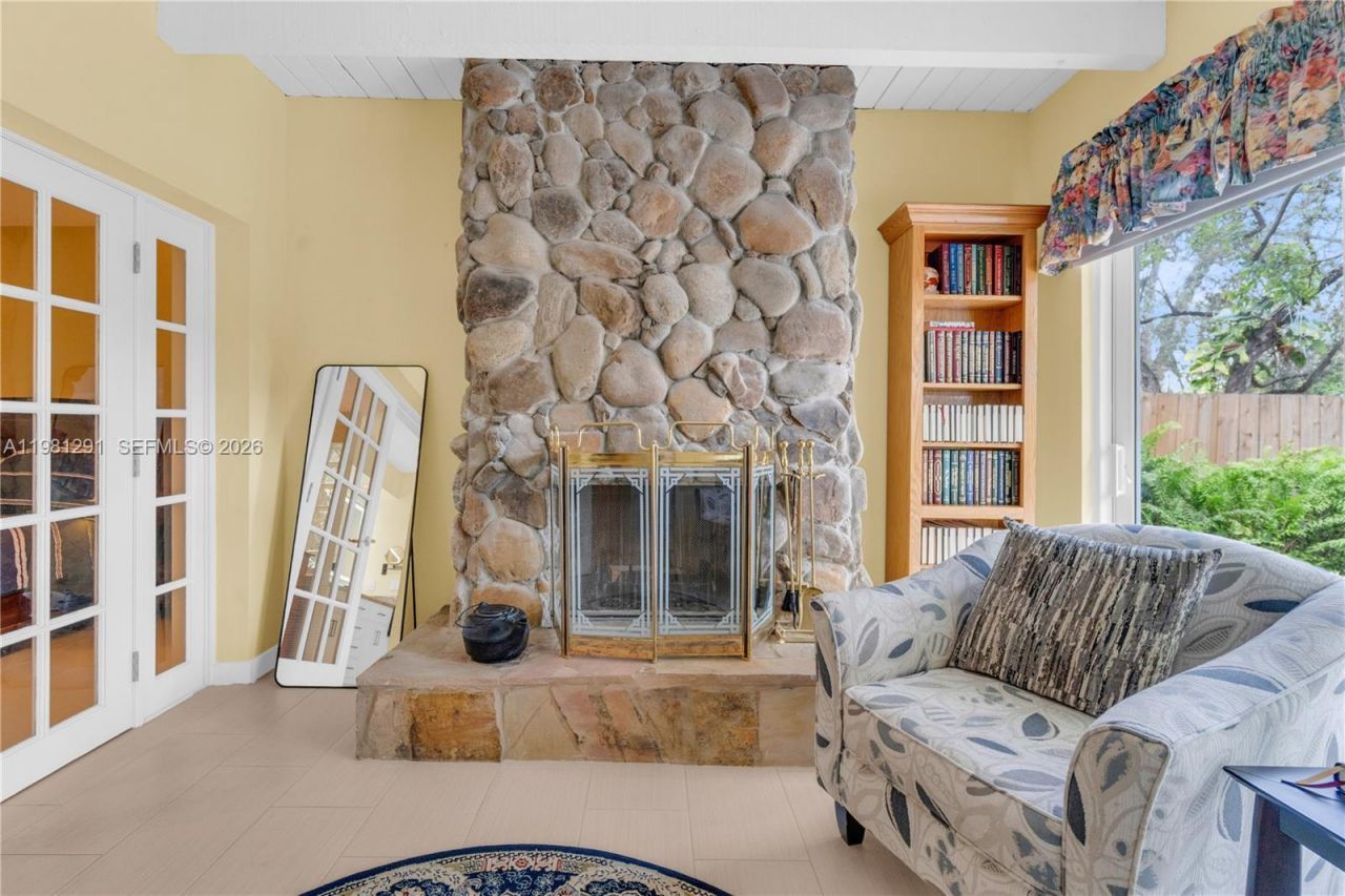 11611 SW 106th Ter , Miami, FL 33176 Photo