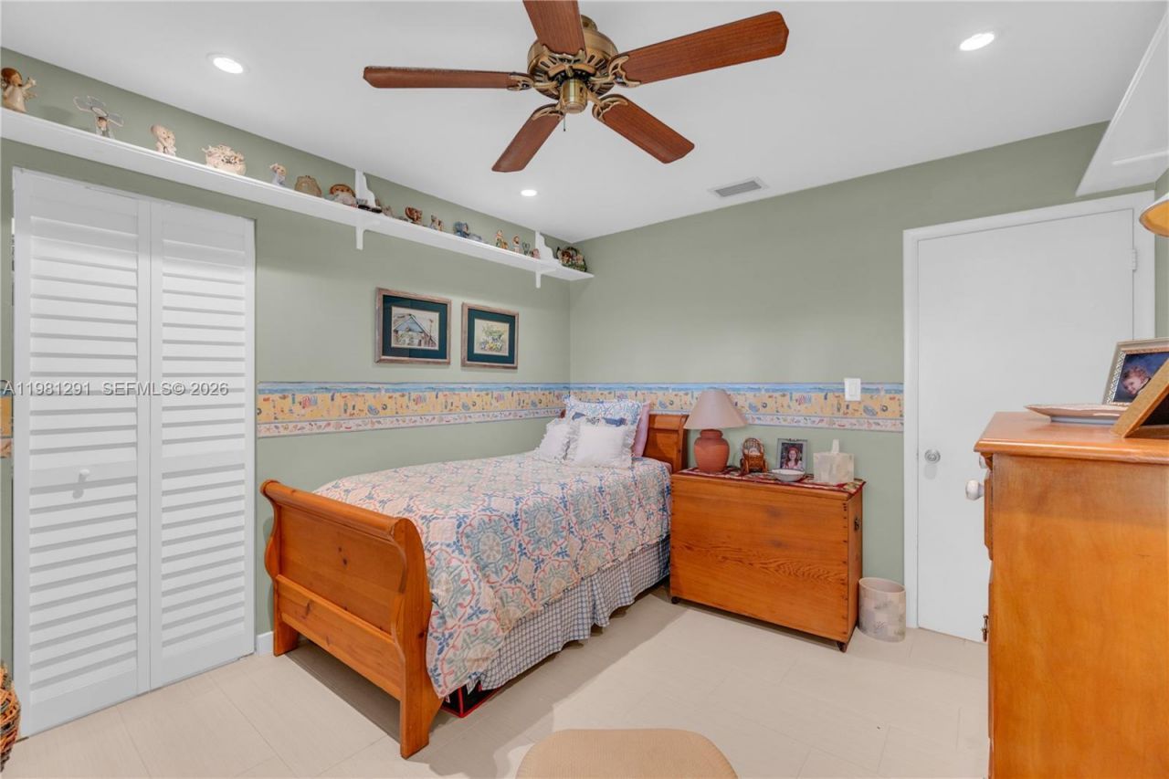 11611 SW 106th Ter , Miami, FL 33176 Photo