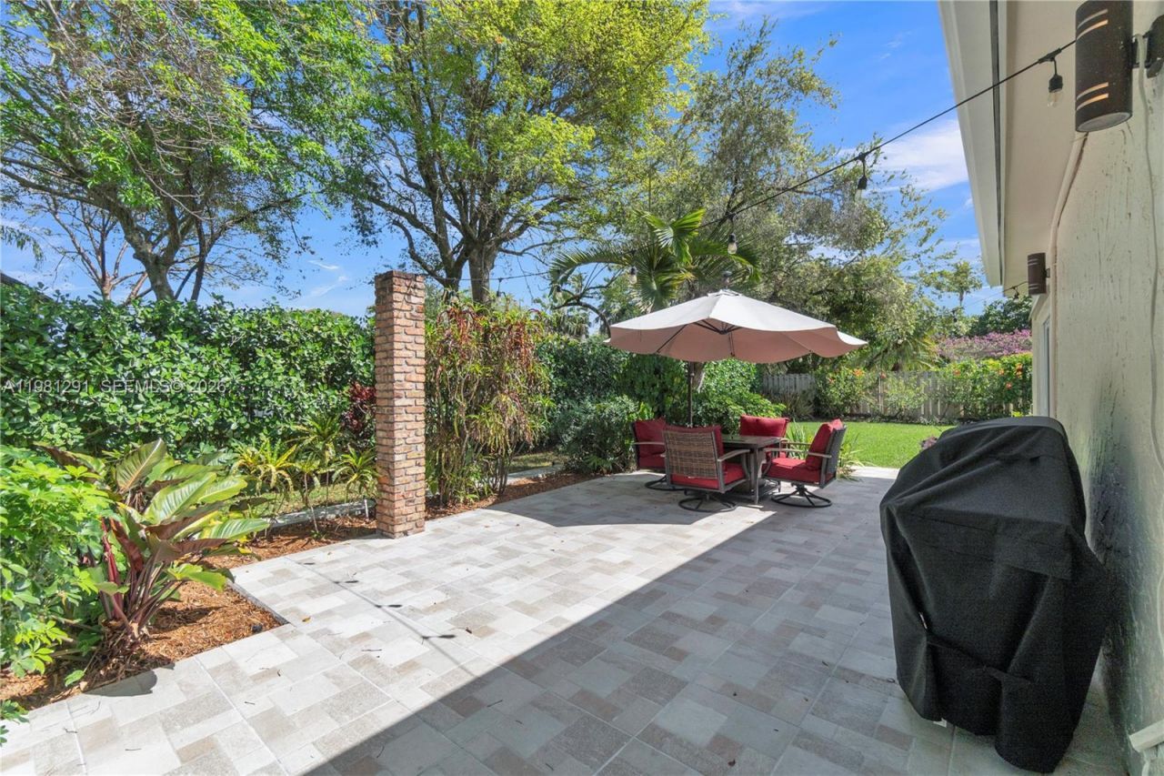 11611 SW 106th Ter , Miami, FL 33176 Photo