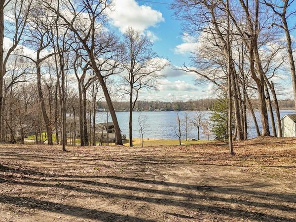 VL Center Street, Dowagiac, MI 49047