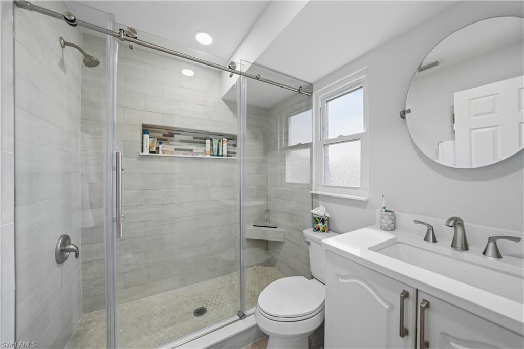 1120 SE 23rd Ter, Cape Coral, FL 33990 Photo