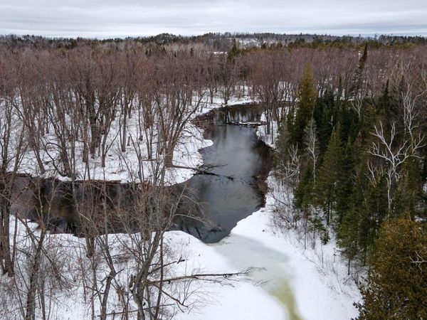 1490 Calcut Road, Lachine, MI 49753