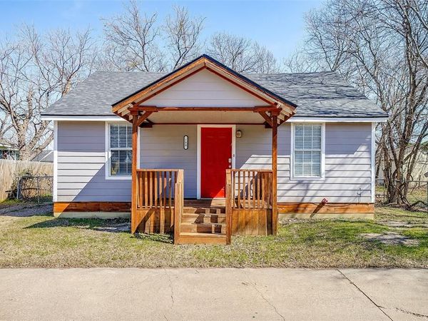 100 Henderson Street, Waxahachie, TX 75165