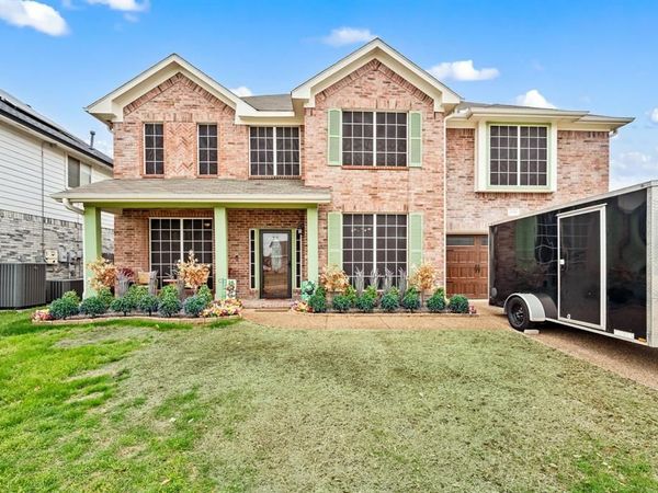 4008 Falcon Ridge Drive, Haltom City, TX 76137