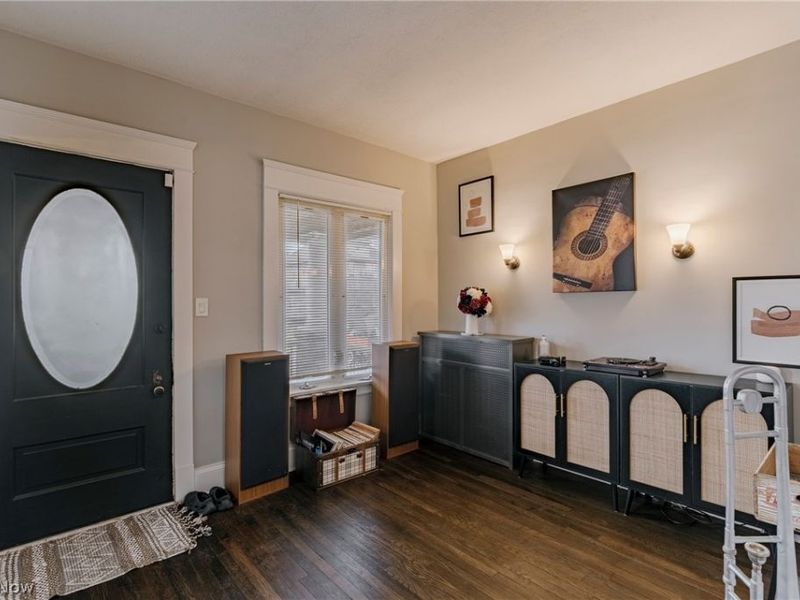 4602 Beta Avenue, Newburgh Heights, OH 44105 Photo 3