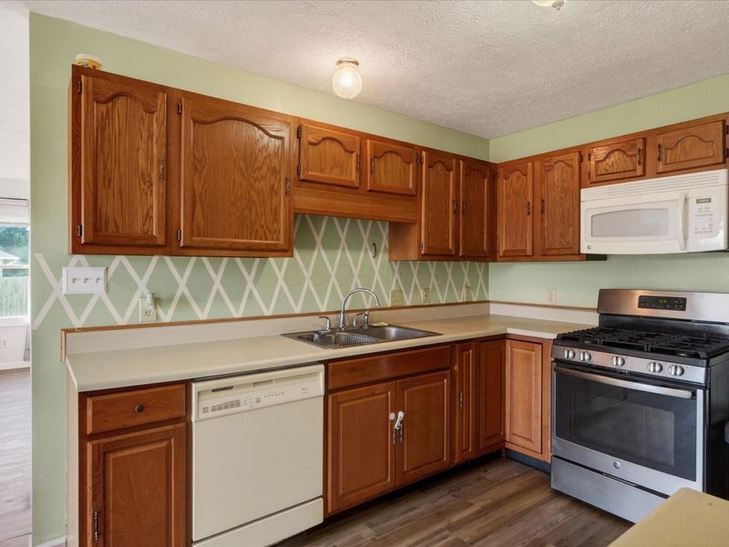 108 W Concord Lane, Bloomingburg, OH 43106 Photo 12