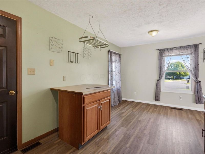 108 W Concord Lane, Bloomingburg, OH 43106 Photo 13