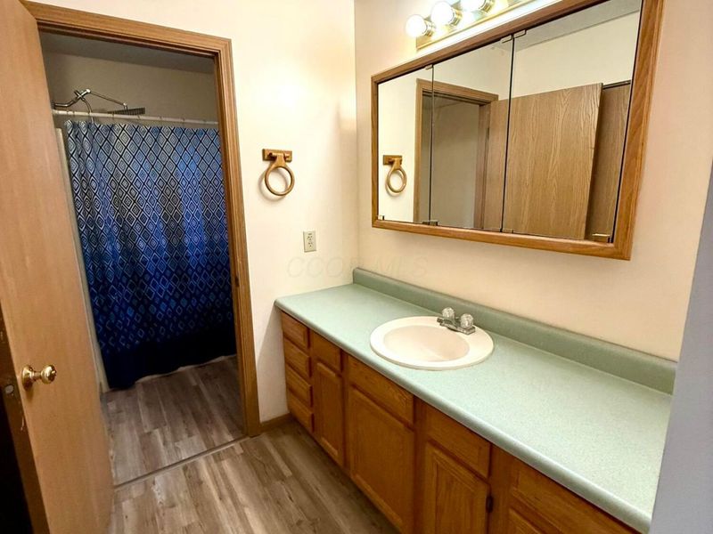 108 W Concord Lane , Bloomingburg, OH 43106 Photo 16