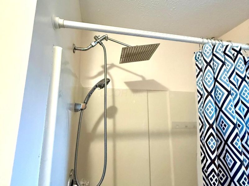 108 W Concord Lane , Bloomingburg, OH 43106 Photo 19