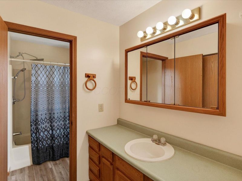 108 W Concord Lane, Bloomingburg, OH 43106 Photo 21