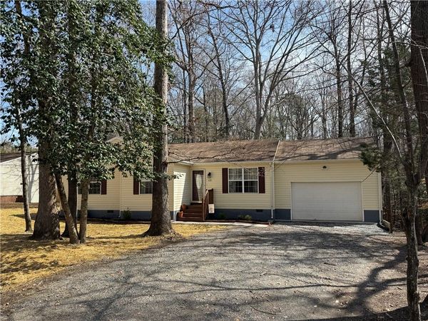 125 Albemarle Drive , Williamsburg, VA 23185