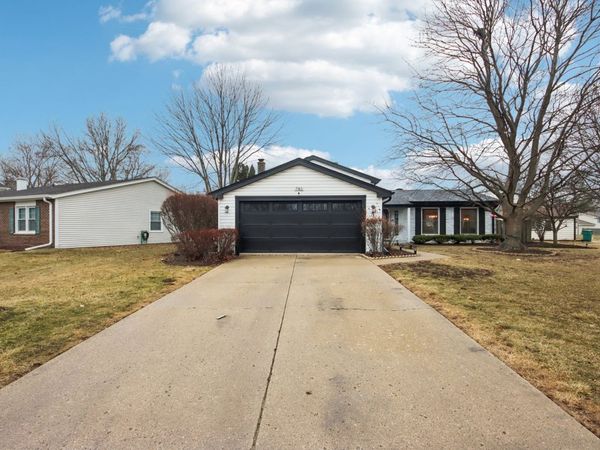 782 Lehigh Lane , Buffalo Grove, IL 60089