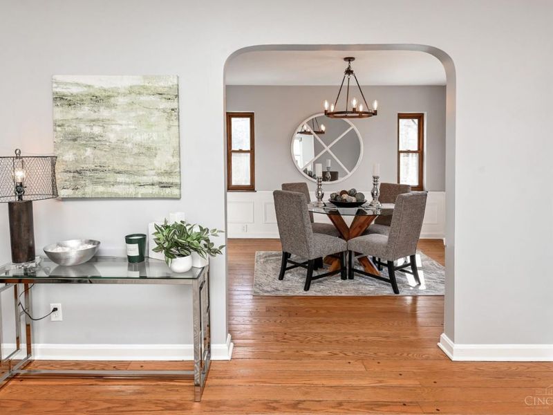 2560 Ridgeland Place, Cincinnati, OH 45212 Photo 10