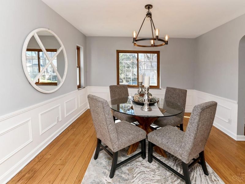 2560 Ridgeland Place, Cincinnati, OH 45212 Photo 12