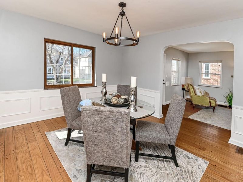 2560 Ridgeland Place, Cincinnati, OH 45212 Photo 13