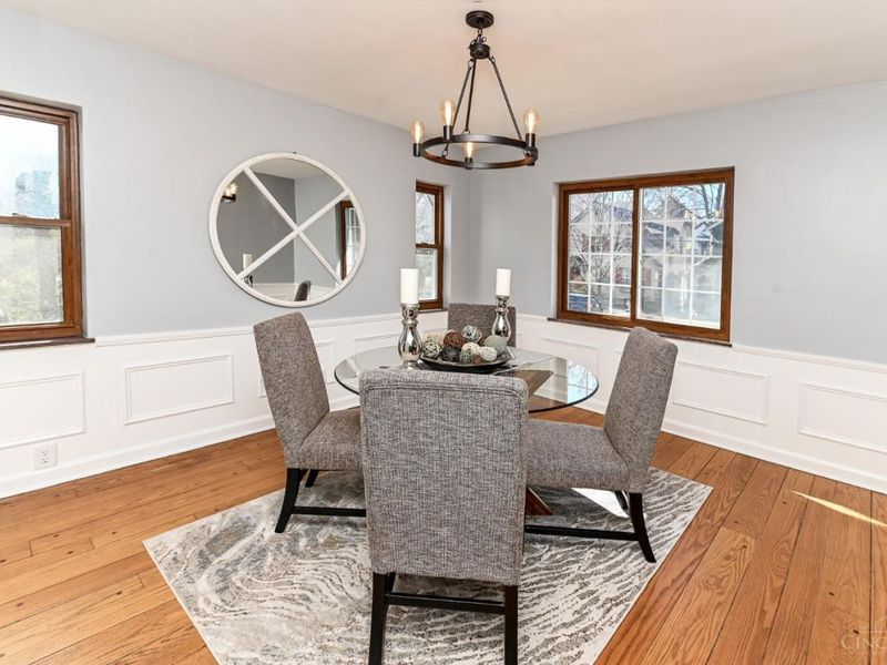 2560 Ridgeland Place, Cincinnati, OH 45212 Photo 14