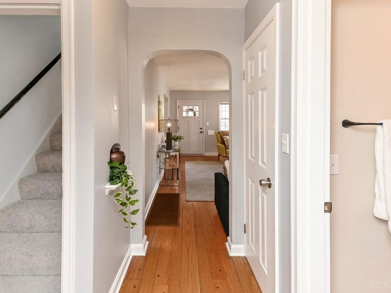 2560 Ridgeland Place, Cincinnati, OH 45212 Photo 25