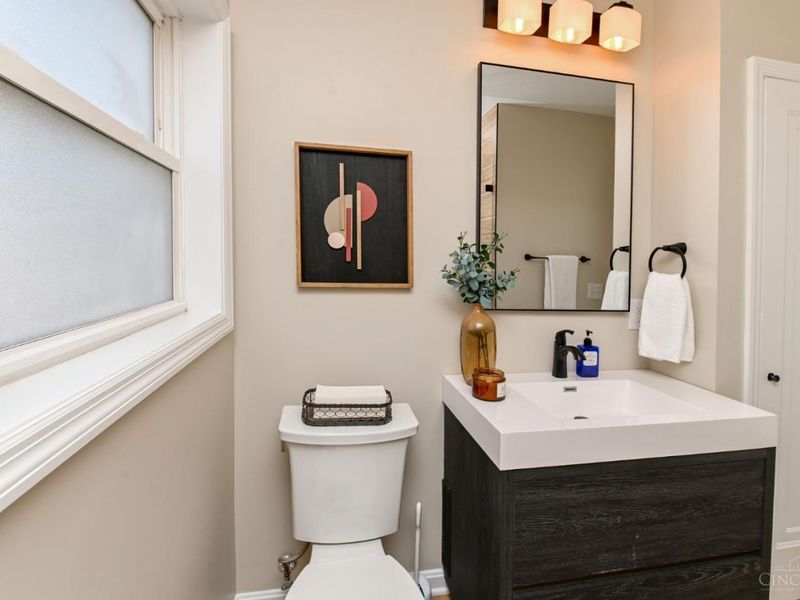 2560 Ridgeland Place, Cincinnati, OH 45212 Photo 27