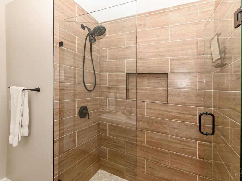 2560 Ridgeland Place, Cincinnati, OH 45212 Photo 28