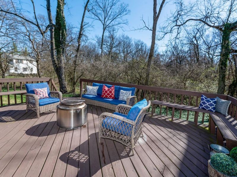 2560 Ridgeland Place, Cincinnati, OH 45212 Photo 46