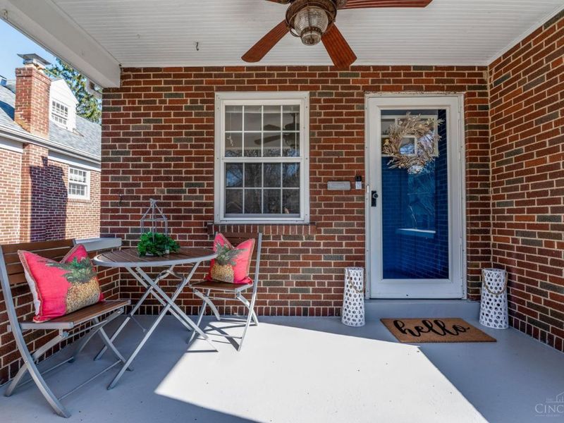 2560 Ridgeland Place, Cincinnati, OH 45212 Photo 6