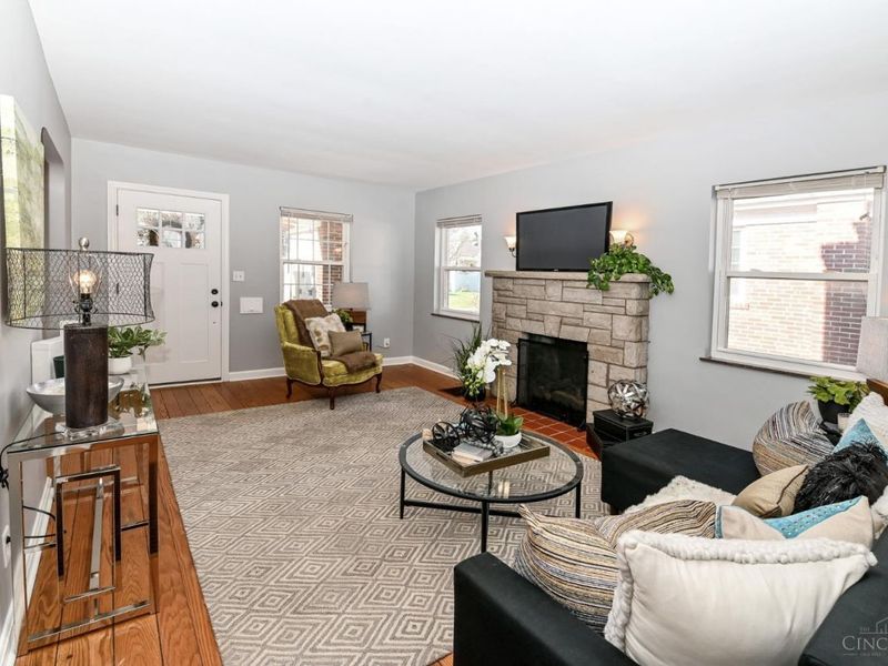 2560 Ridgeland Place, Cincinnati, OH 45212 Photo 7