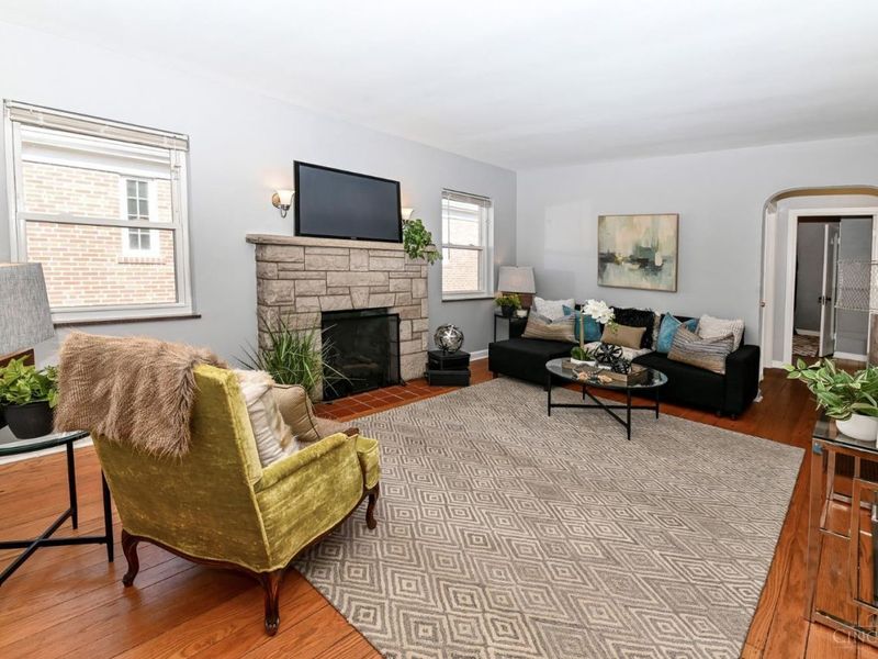 2560 Ridgeland Place, Cincinnati, OH 45212 Photo 8