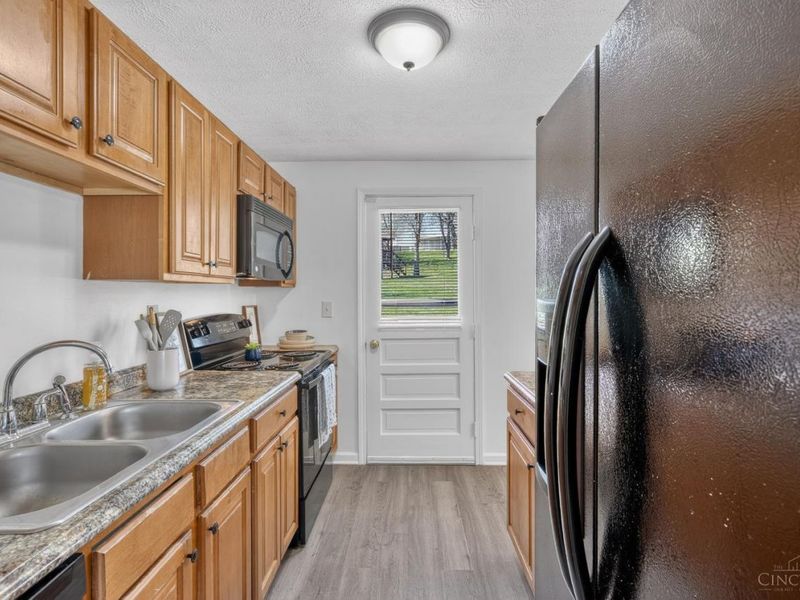 1486 Meadowbright Lane, Cincinnati, OH 45230 Photo 14